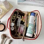 Travel makeup brush holder